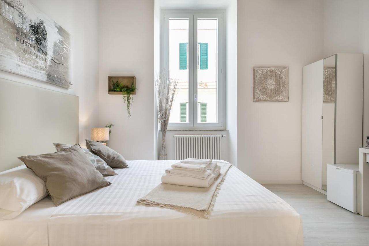 White Ostilia Apartments Rom Eksteriør billede