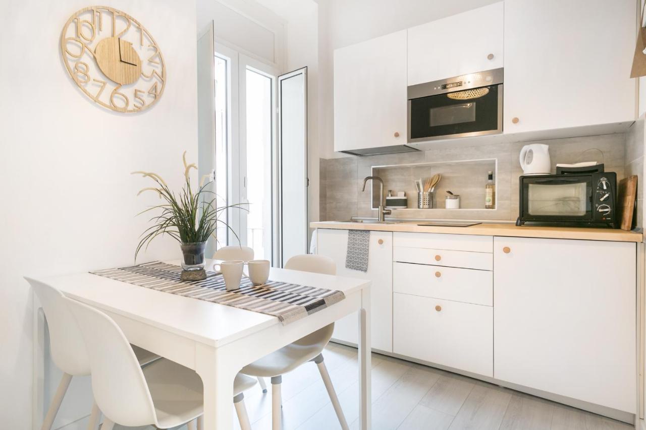 White Ostilia Apartments Rom Eksteriør billede