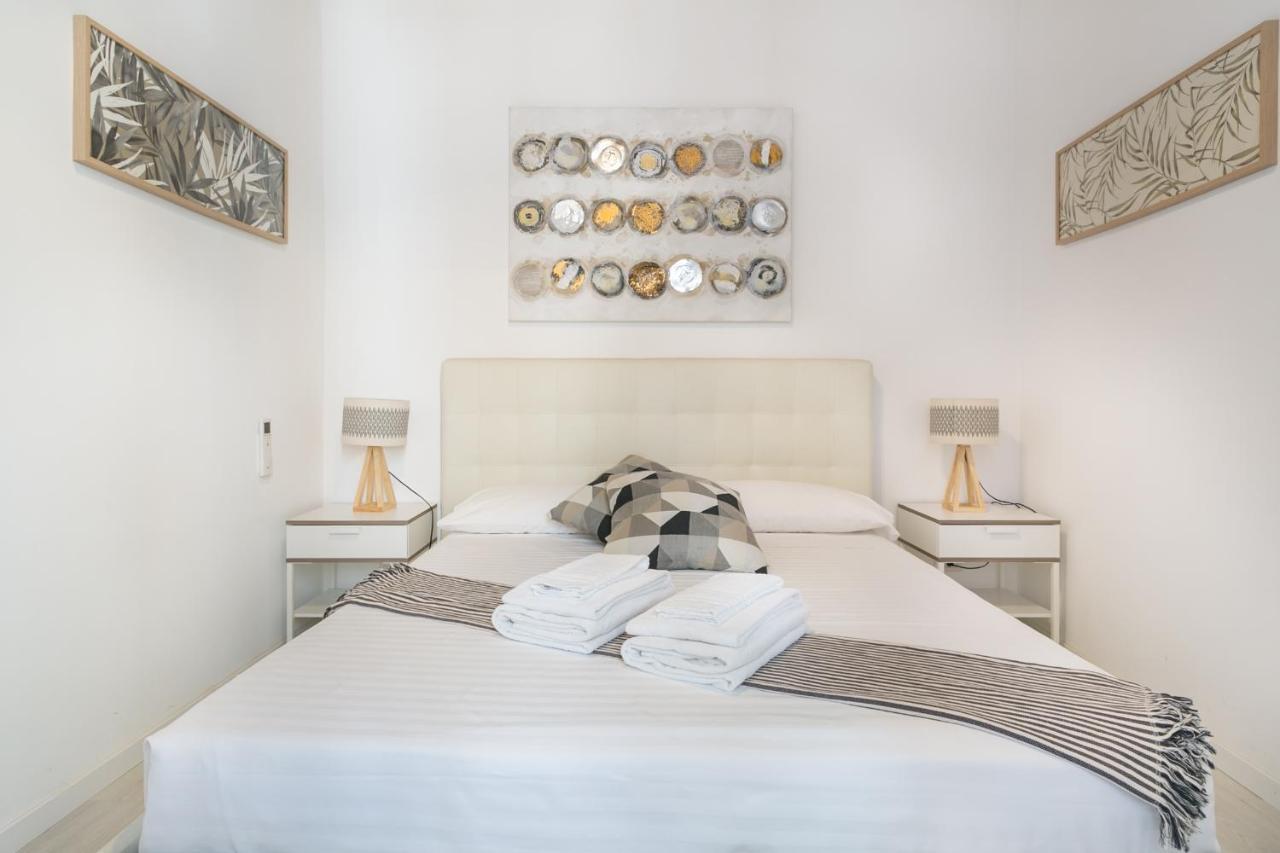 White Ostilia Apartments Rom Eksteriør billede