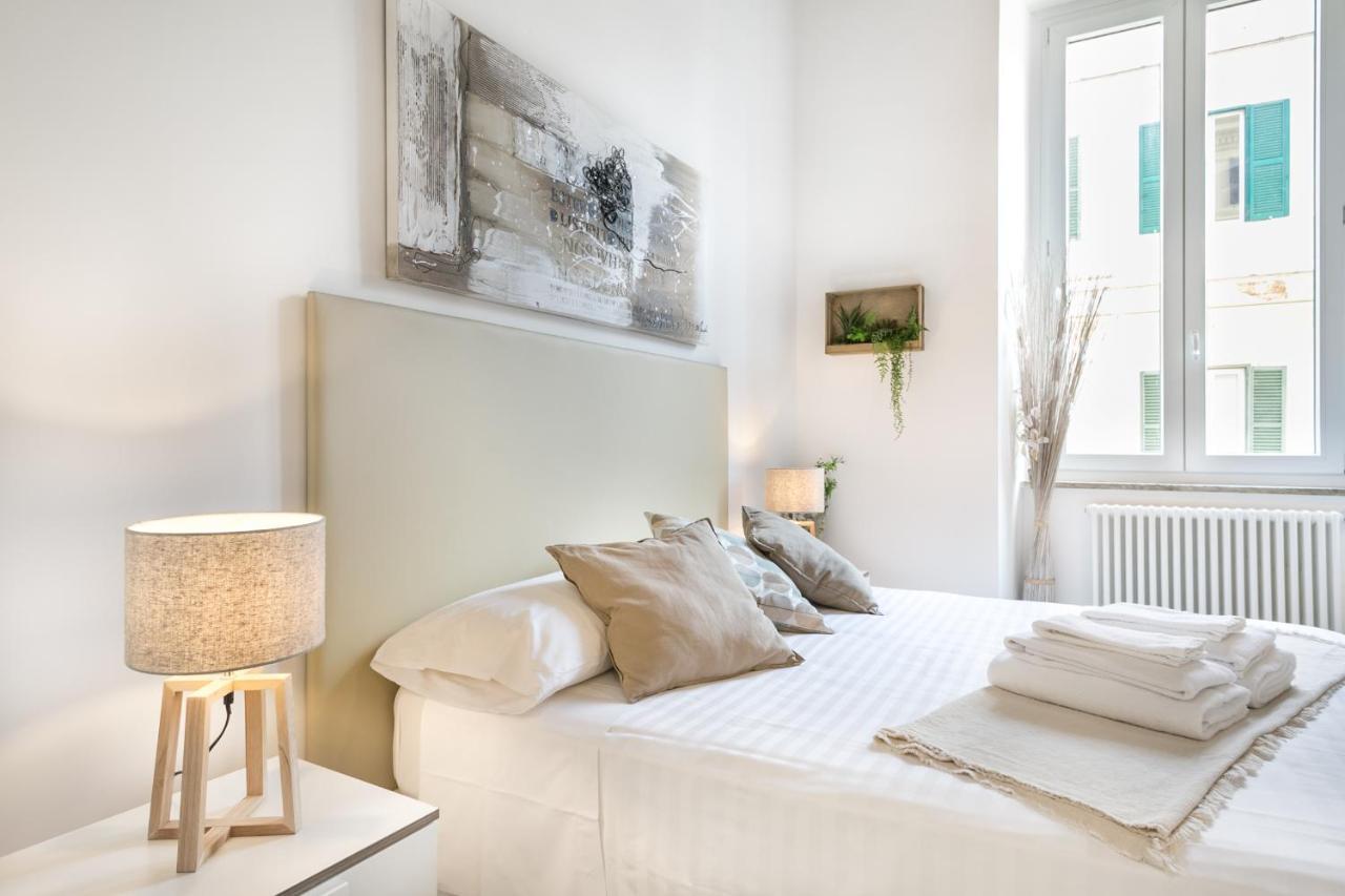White Ostilia Apartments Rom Eksteriør billede